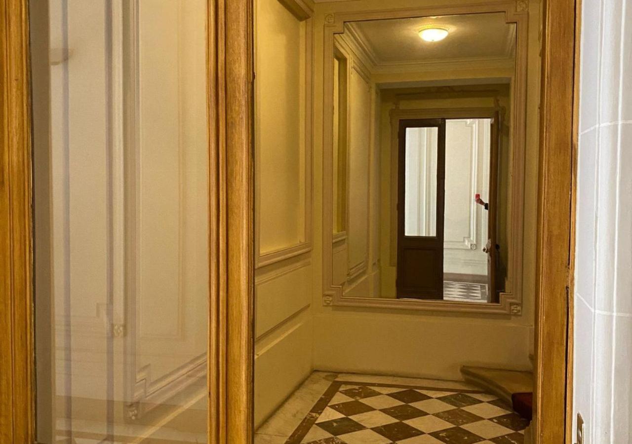 Opera Appartement *